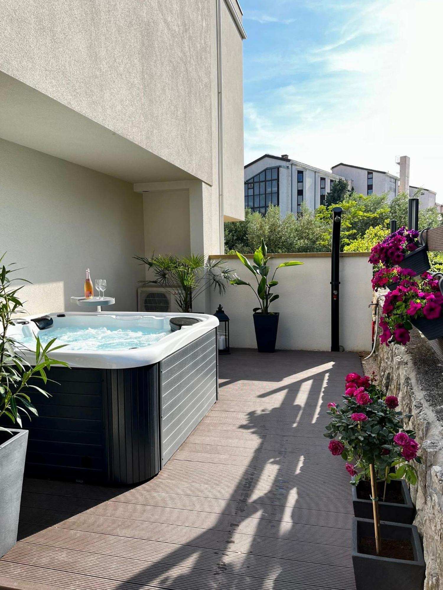 Studio Apartment Rosa Krk Đảo Krk Ngoại thất bức ảnh